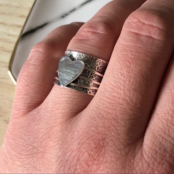 Ring Sterling Silver Heart Spinner - Picture 3 of 6